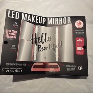 Love Ellie LED Makeup Mirror with Pink Base